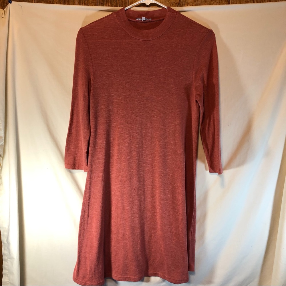 Charlotte Russe Woman’s rose-colored 3/4 sleeve dress S
